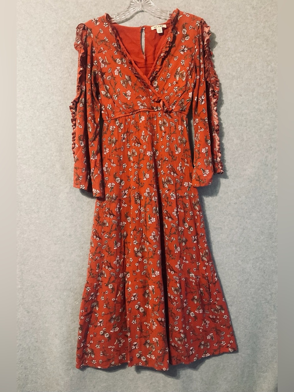 Mi Ami imarron flowers all-over women's midi dress . long sleeves neckline V, XS